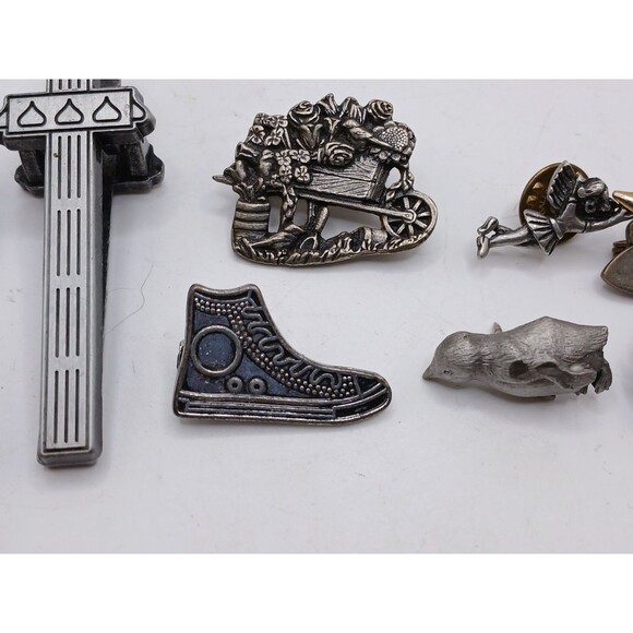 10 Pewter Brooches JJ Hippo, Pig + 4 BIRDS & BLOOMS Limited Edition Lapel Pins - Picture 5 of 14